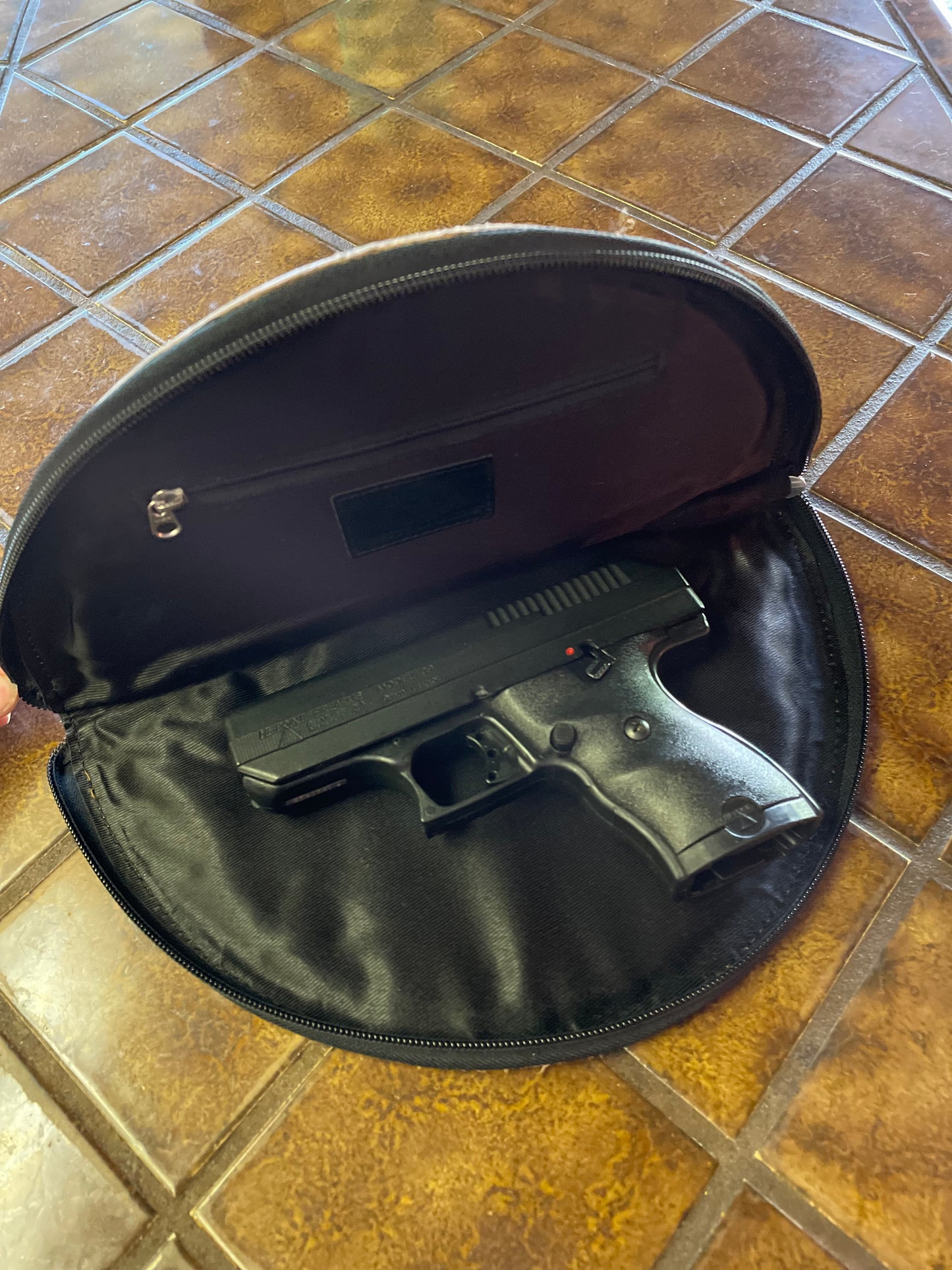 Medium Leather Pistol Case